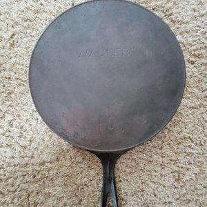 Wagner Cast Iron Skillet #10 Rare HTF 1890's  Center Block Logo Read Desc